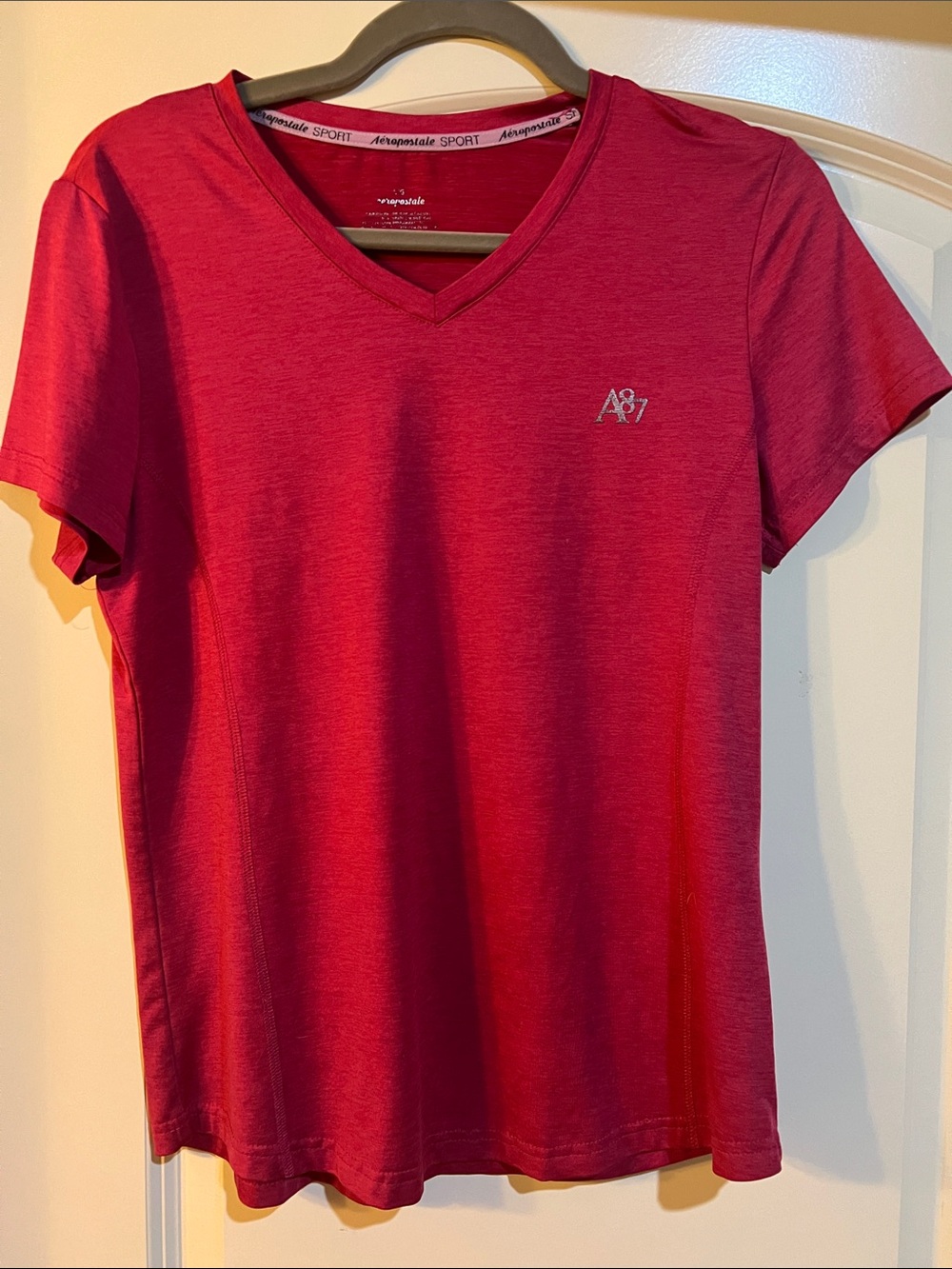 🎉 3 TEES. 3 TEES 3 TEES. One price    Aeropostale Tees Bundle. with Logo H2